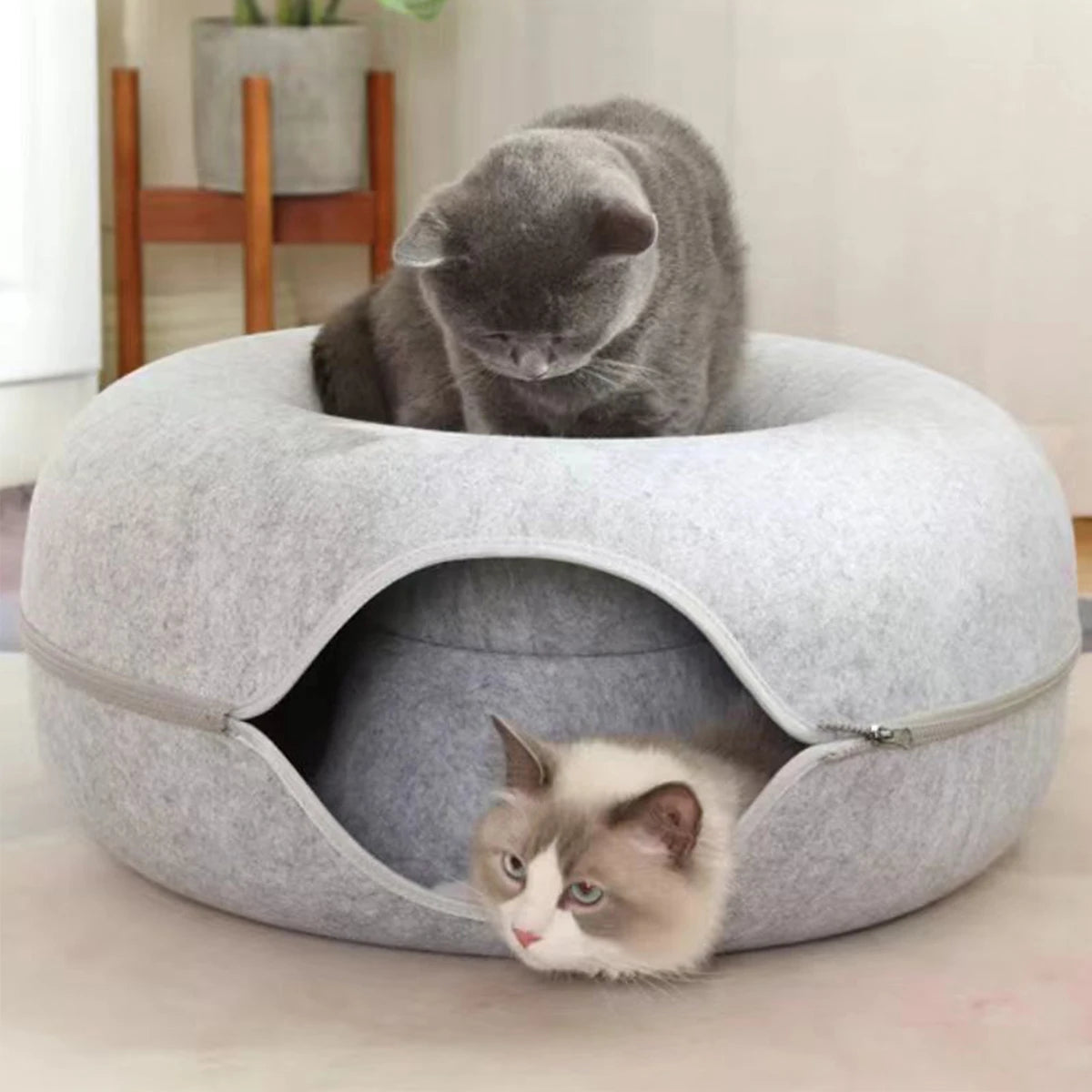 Cama Túnel Donut em Feltro para Gatos